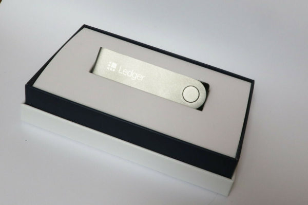Ledger Nano X Bluetooth Bitcoin u.v.a. Hardware Wallet - "wie neu" 3