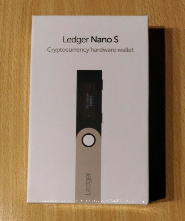 Ledger Nano S Hardware Wallet für Kryptowährung (Bitcoin Litecoin Ethereum) NEU 1