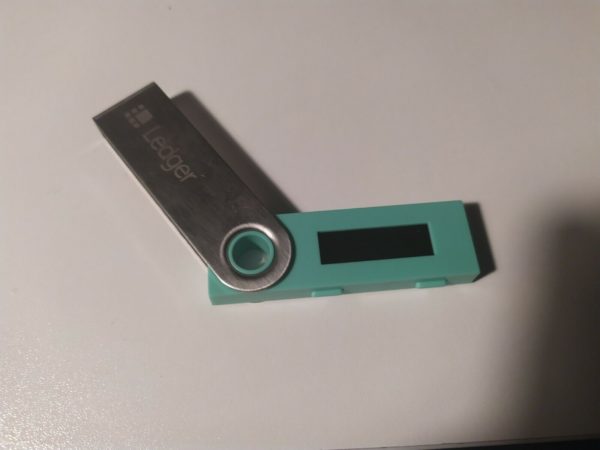 Ledger Nano S - Wallet Bitcoin, Ethereum 2